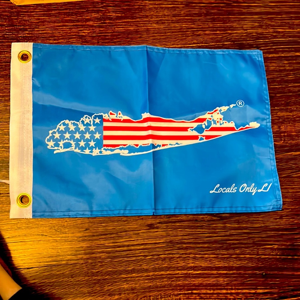 Long Island map red white and blue flag